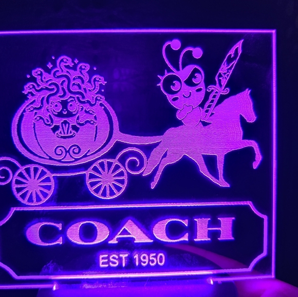 Cricut Medusa horse Coach led lamp - Picture 8 of 8